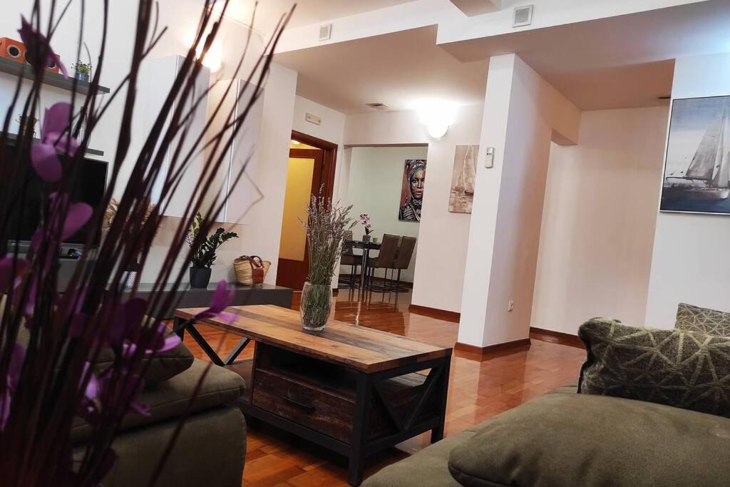 Spacious Apartment Near City Center And The Beach 스플리트 외부 사진