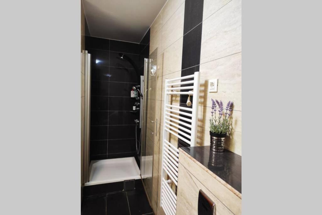 Spacious Apartment Near City Center And The Beach 스플리트 외부 사진