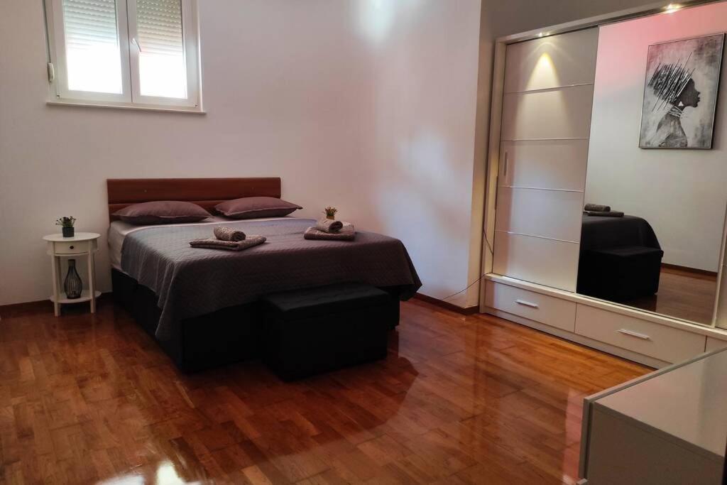 Spacious Apartment Near City Center And The Beach 스플리트 외부 사진